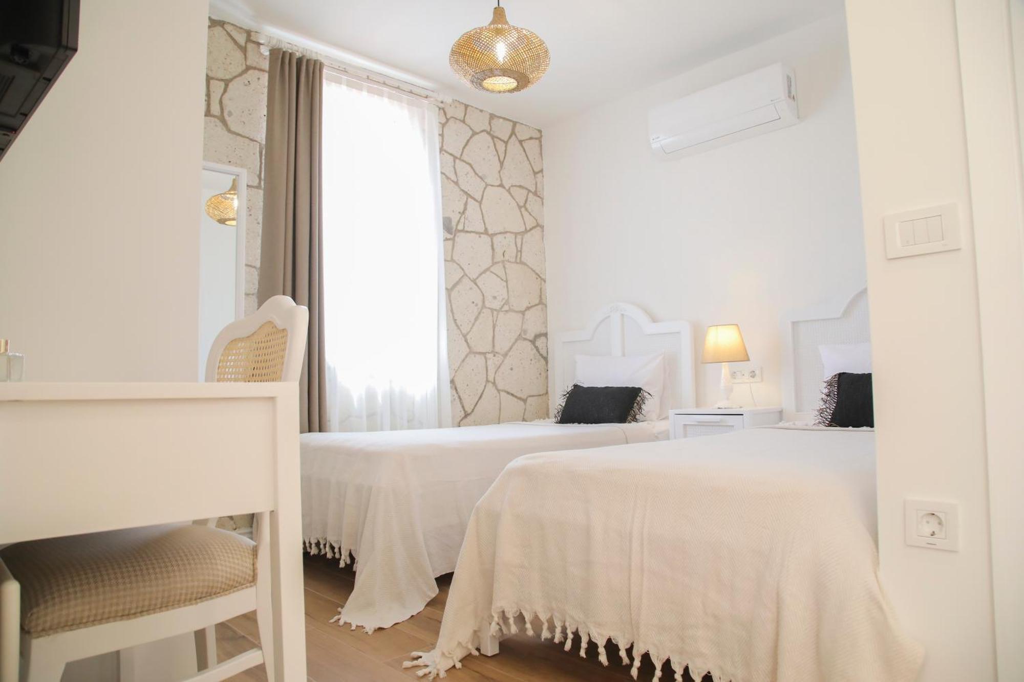Alacati Balbadem Hotel (Adults Only) מראה חיצוני תמונה