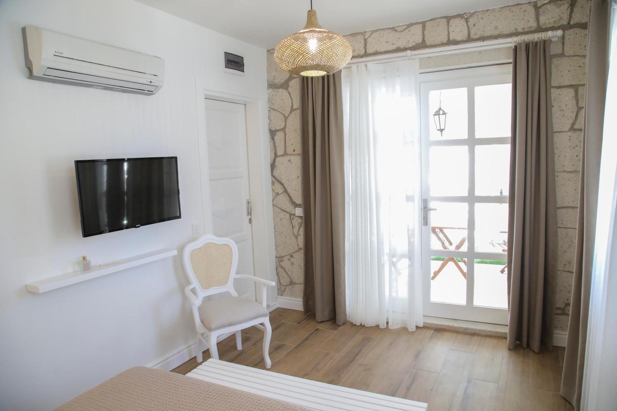Alacati Balbadem Hotel (Adults Only) מראה חיצוני תמונה