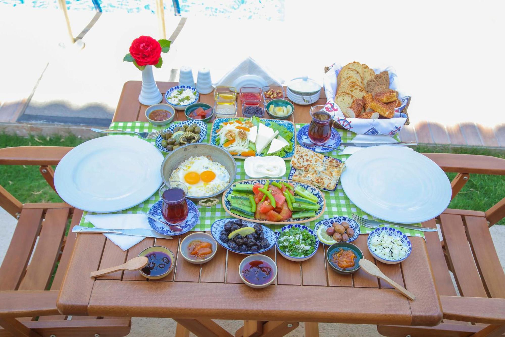 Alacati Balbadem Hotel (Adults Only) מראה חיצוני תמונה