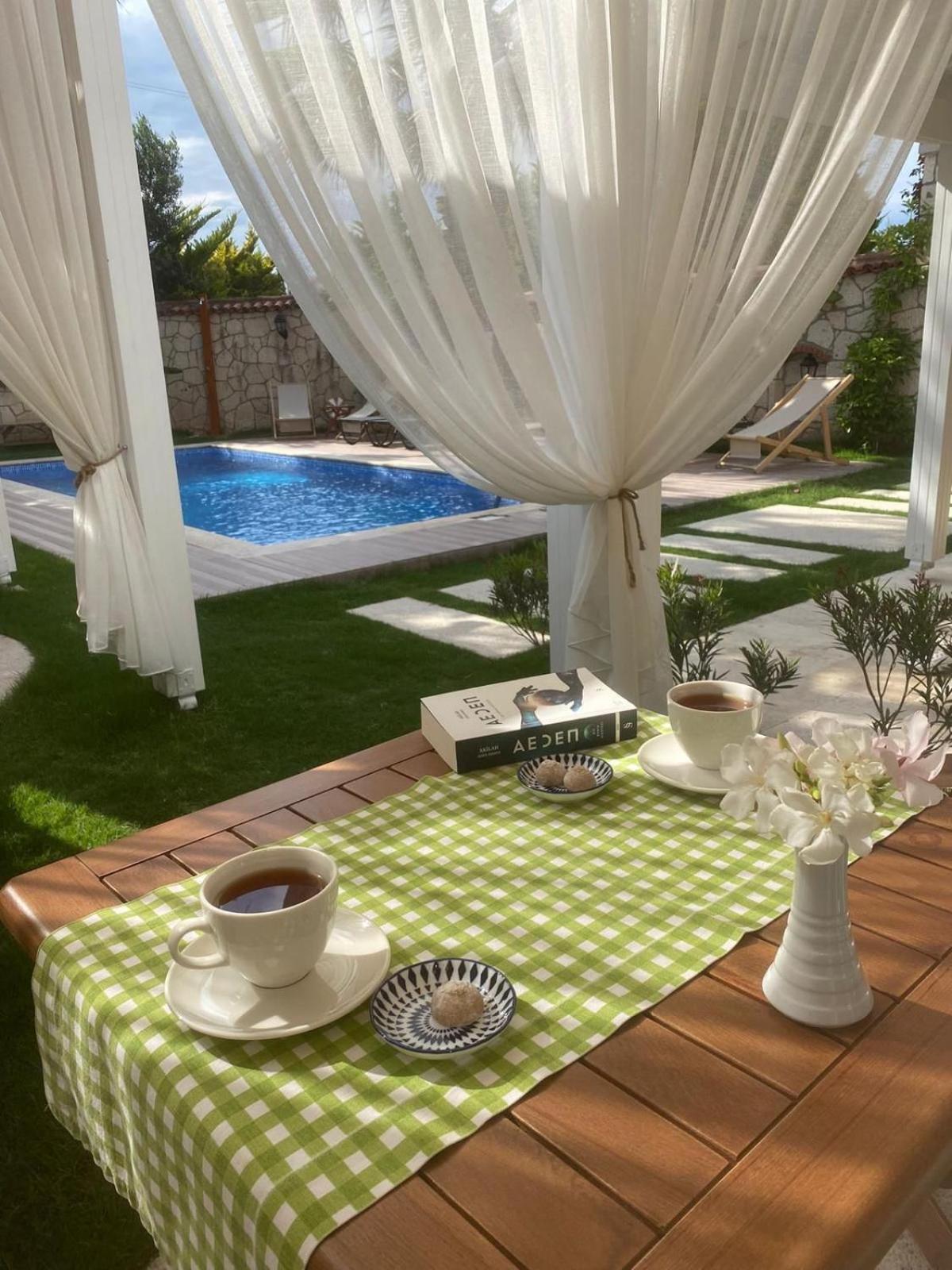 Alacati Balbadem Hotel (Adults Only) מראה חיצוני תמונה