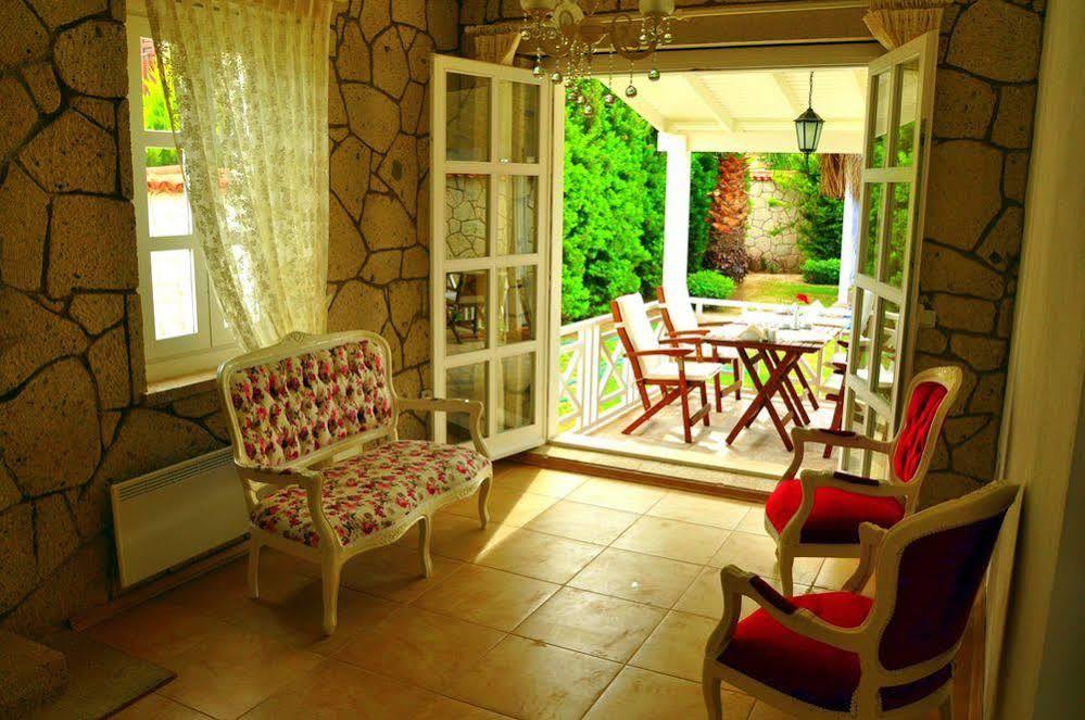 Alacati Balbadem Hotel (Adults Only) מראה חיצוני תמונה